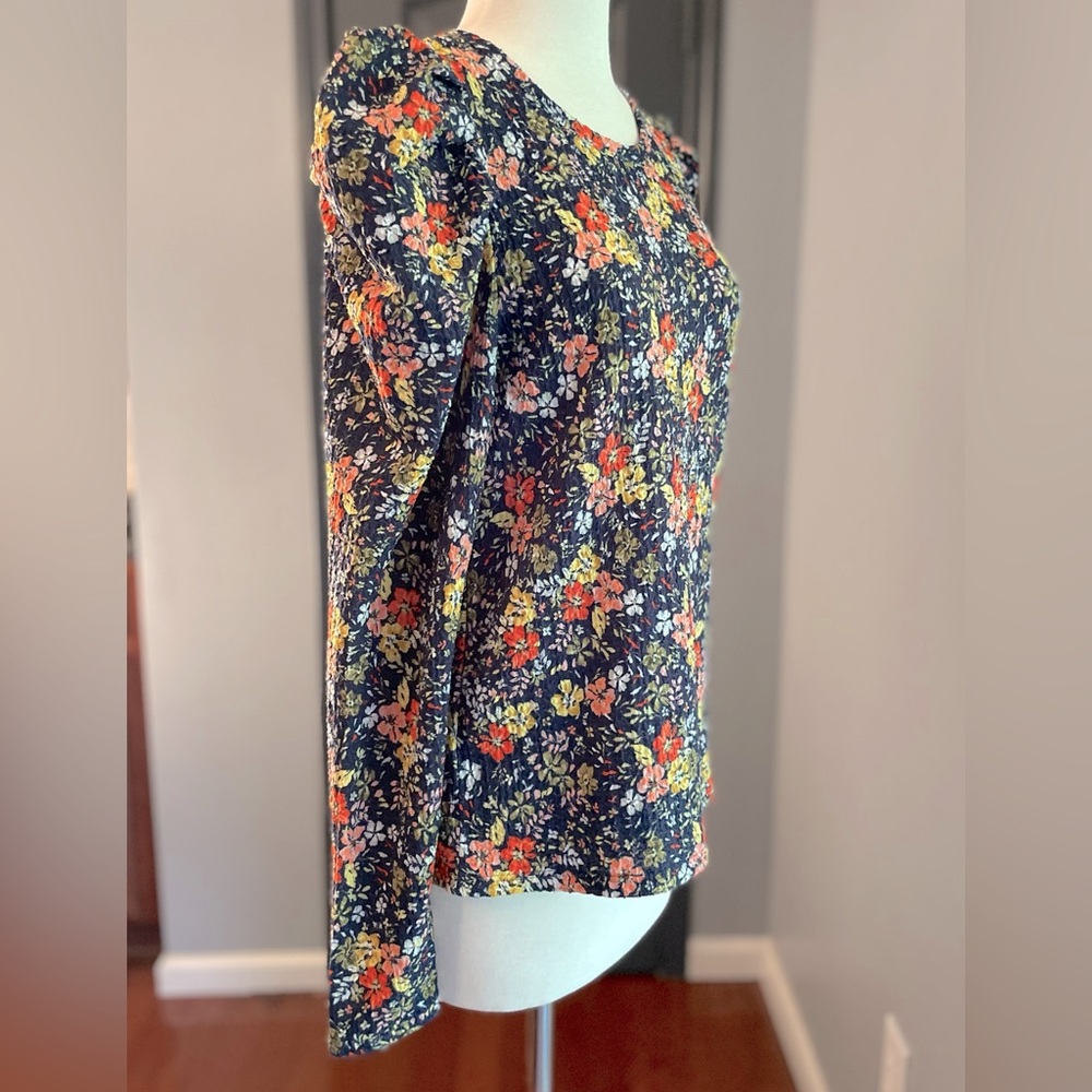 Loft Puff Shoulder Cottagecore Navy Floral Print Top - Picture 3 of 10